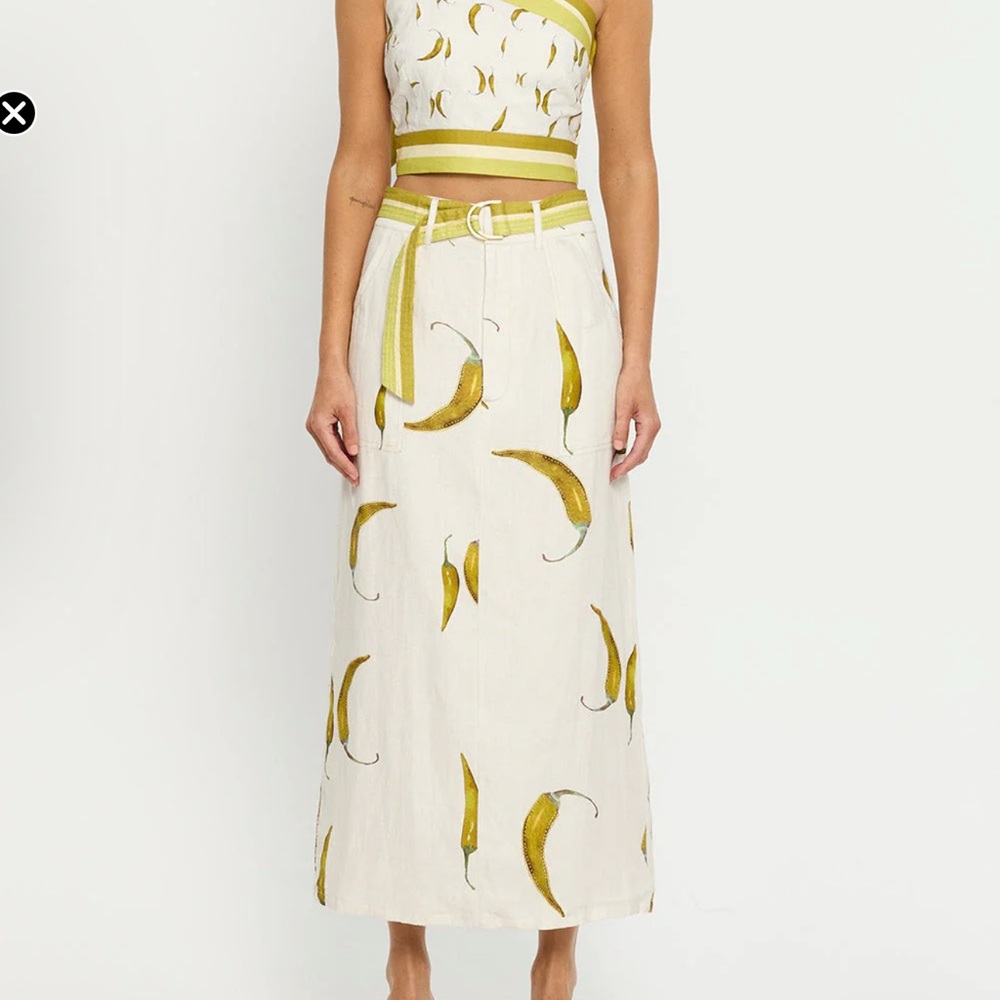 Chic White and Green Skirt
